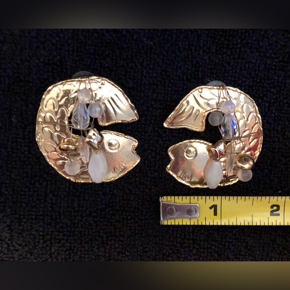 Vintage Lonnie Lovness Fish Pisces Gold Toned Beaded Earrings - Picture 5 of 5